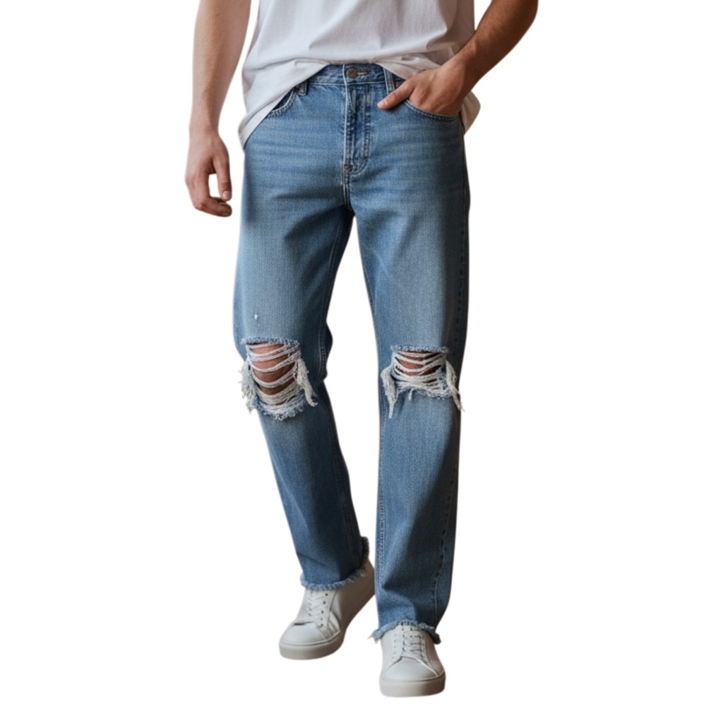 Y2K Vintage Men's Levi's 550 Distressed Blue Jeans, size 33